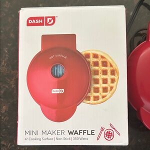 Ash Red Mini Maker Waffle Iron
